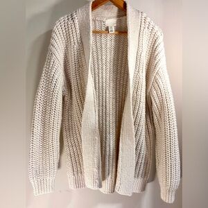 H&M Size S Cream open front Chunky-Knit Cardigan. Cozy and Warm. Long Sleeve.